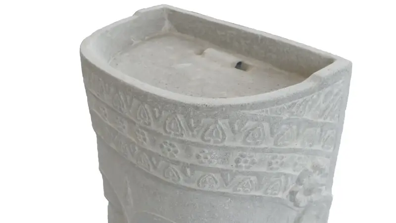 Product image 6 of the product “Khmer-head as water feature, 67cm height, cast stone, hollow, handcrafted & natural color. ”